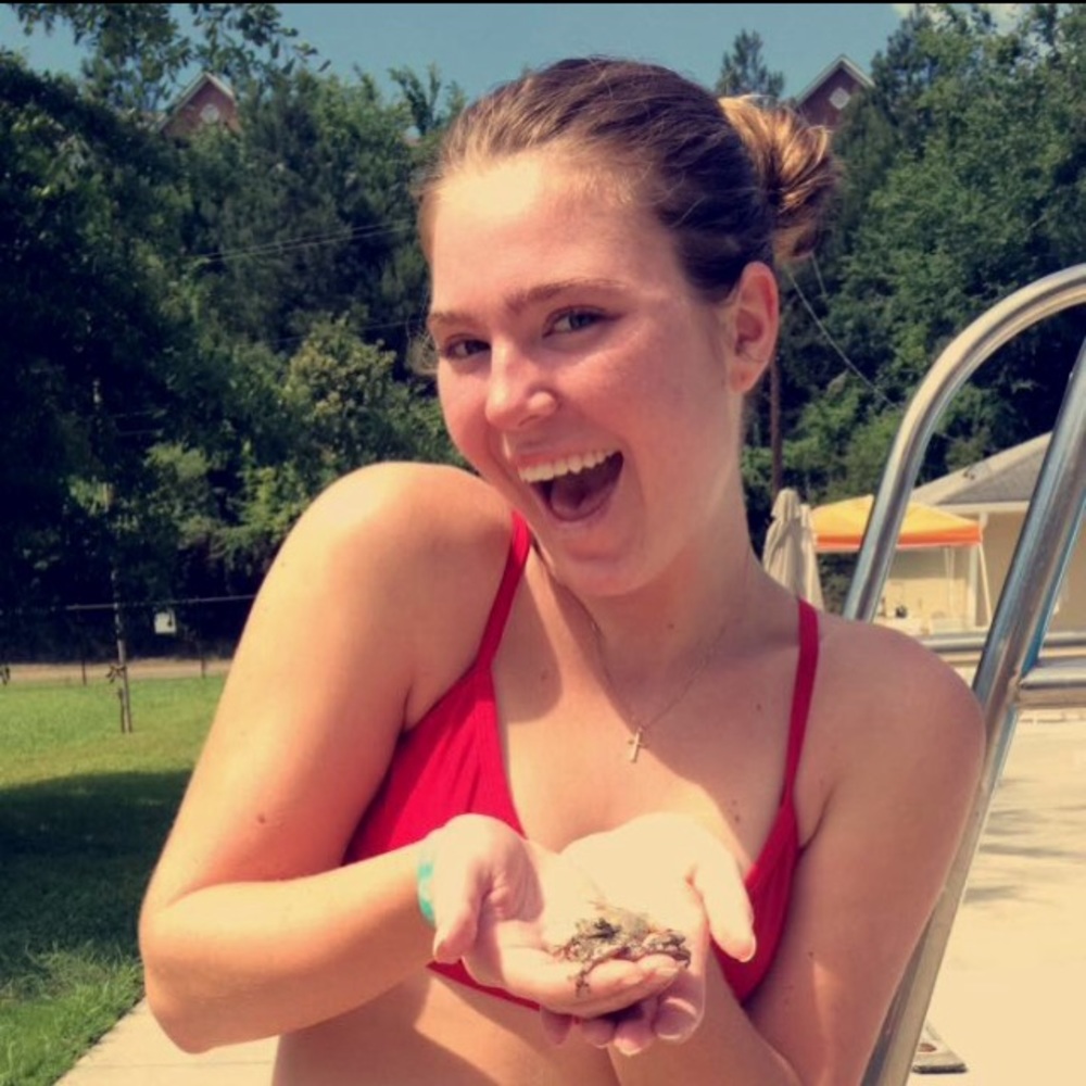 Meet your Posher, Claire